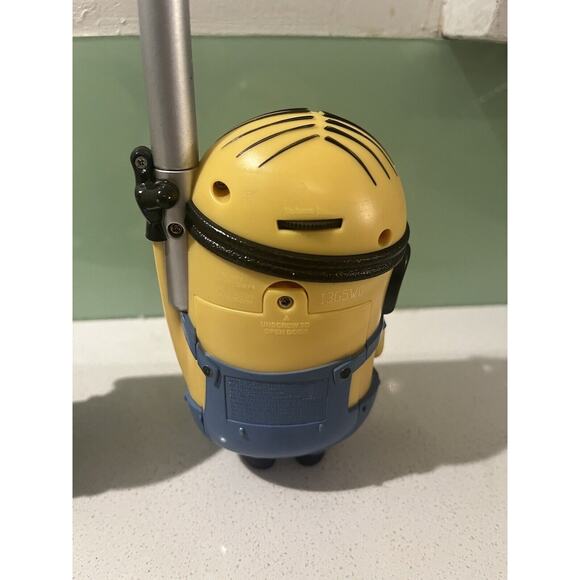 Minions from Despicable Me Eye-Conic FRS Long Range Walkie Talkies - Picture 8 of 9